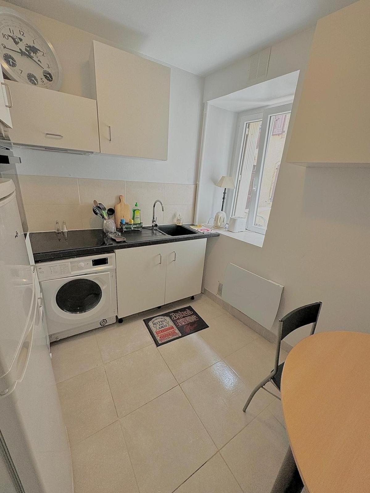 Le Petit Penitent Quartier Dore Apartment *