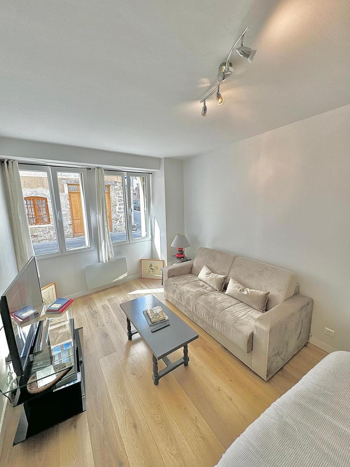 Le Petit Penitent Quartier Dore Apartment *